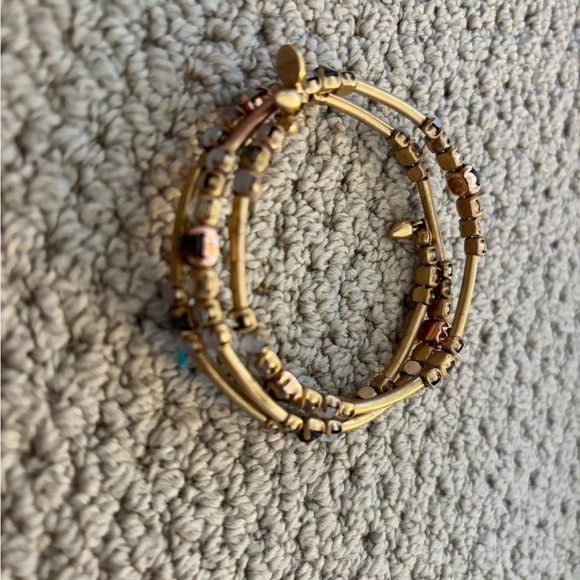Stella & Dot Gold and Black Crystal Bracelet - Picture 3 of 3